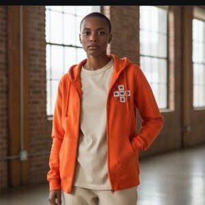 Orange hwd sweatshirt nice fabric